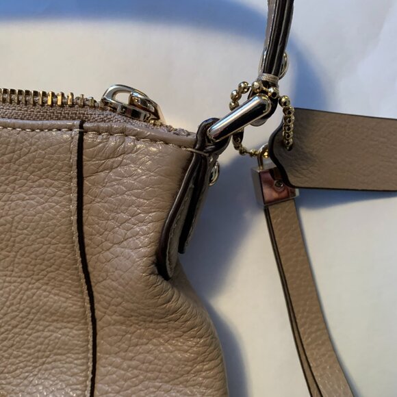 Coach Handbag - Picture 13 of 15